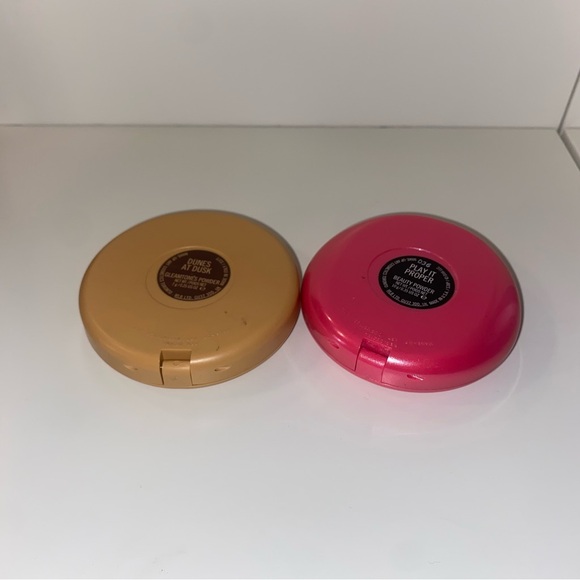 Mac limited edition compact bundle - Picture 9 of 9